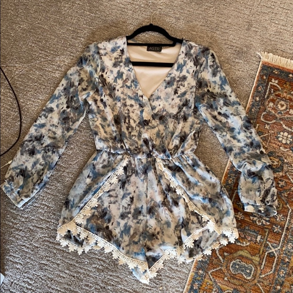 ASTR lace trim romper